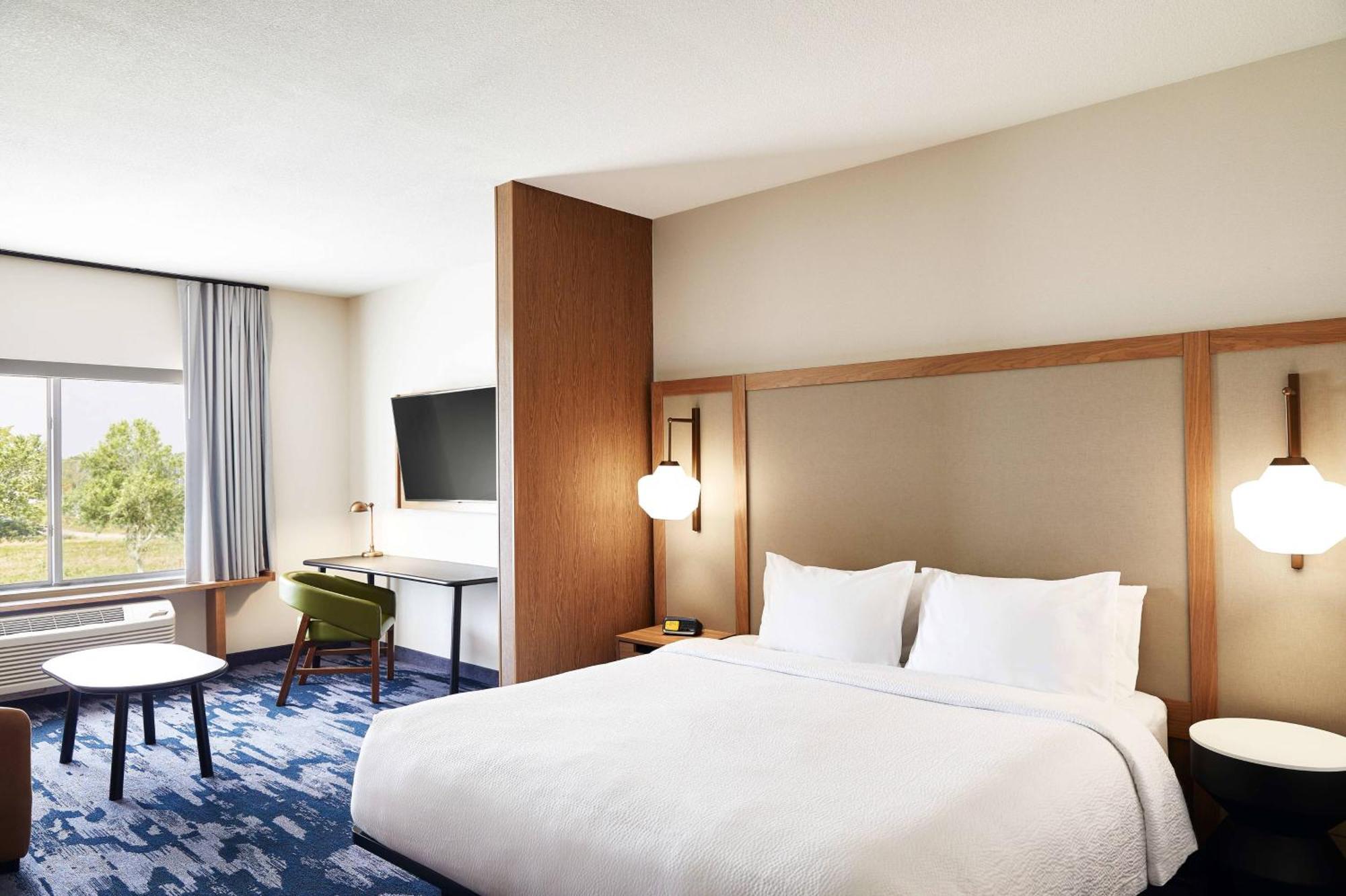Fairfield Inn & Suites By Marriott Kansas City Belton Eksteriør billede