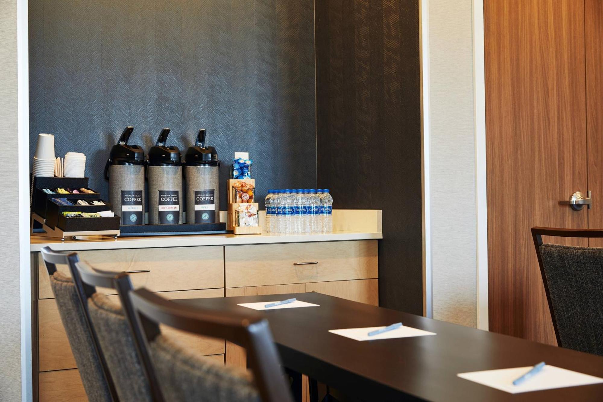 Fairfield Inn & Suites By Marriott Kansas City Belton Eksteriør billede