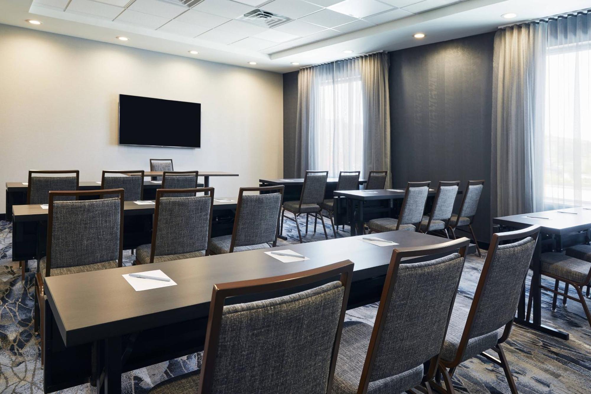 Fairfield Inn & Suites By Marriott Kansas City Belton Eksteriør billede